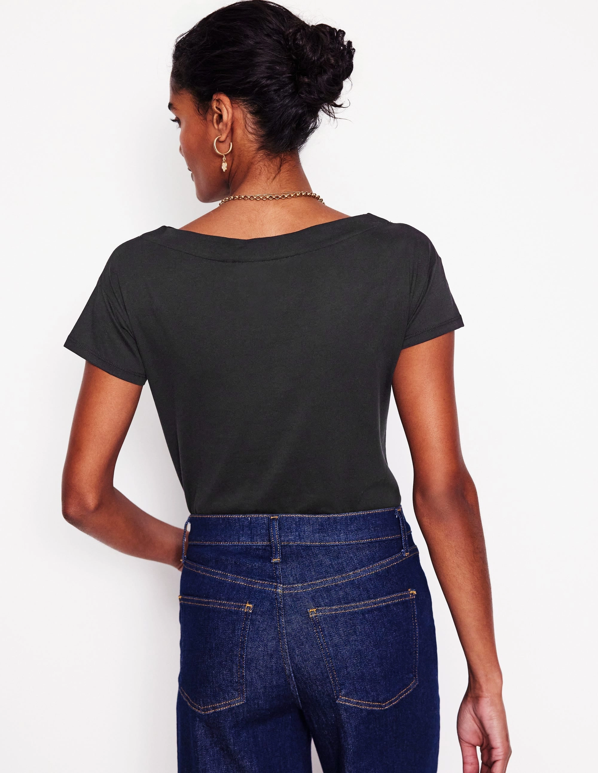 Supersoft Boat Neck T-Shirt-Black RecycledPolyester Layered Collar Design