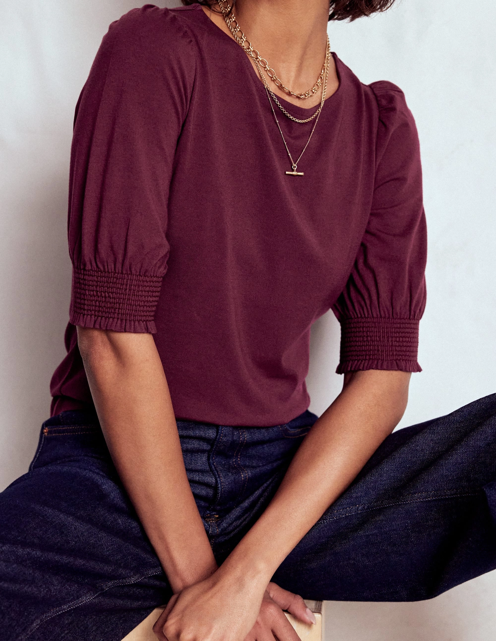 Short Sleeve Smocked Cuff Top-Deep Wisteria Curved Hem