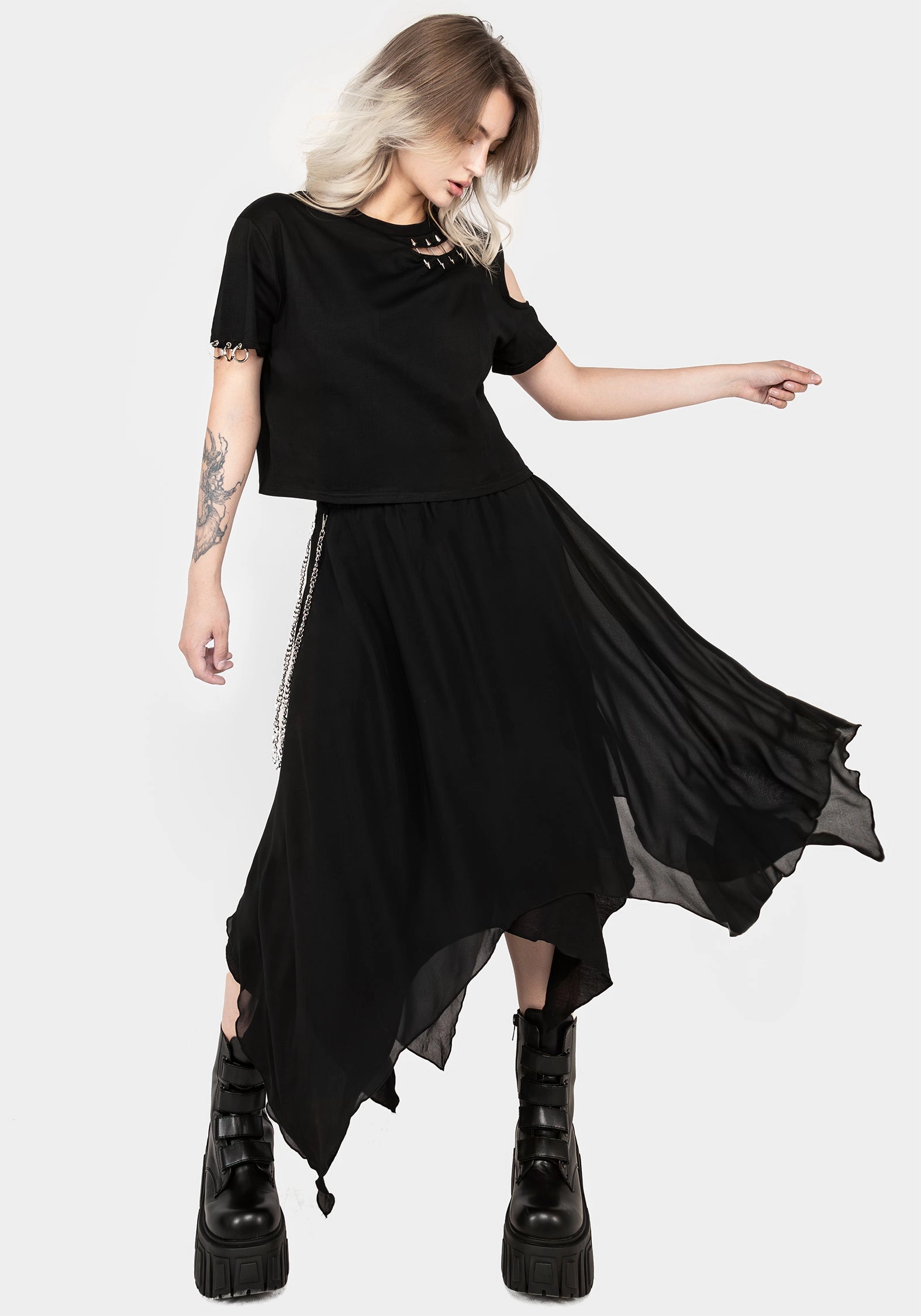 Levitate Chain Detail Midi Skirt Convertible Length Statement Color
